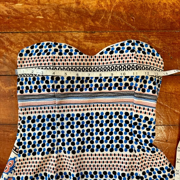 ๐2/$20๐ STRAPLESS MINI DRESS - Picture 6 of 8